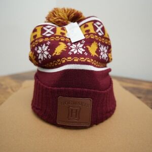 Harry Potter Hogwarts House Gryffindor Crest Pom Cuff Beanie Adult One Size New